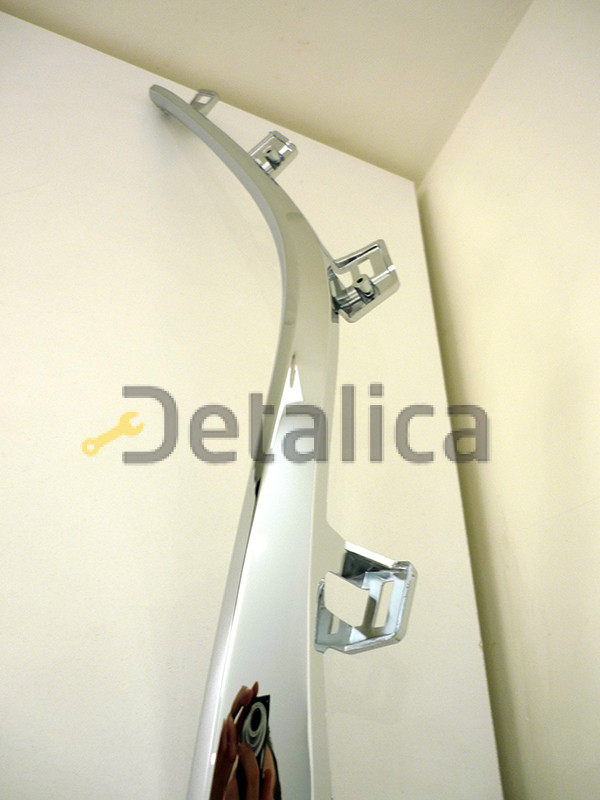 Молдинг решетки радиатора правый хромированный для мазда 3 от 2013