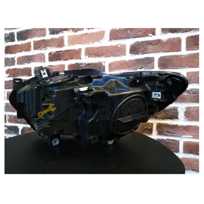 Фара правая для BMW F20-F21 Series 1 с регулятором мотора внутри черная от 2011 Depo