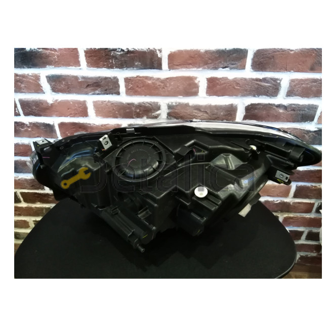 Фара правая для BMW F20-F21 Series 1 с регулятором мотора внутри черная от 2011 Depo