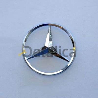 Эмблема на крышку багажника Мерседес 447 оригинал