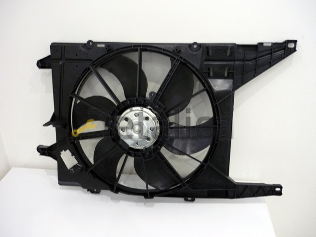 Диффузор радиатора охлаждения для Renault Logan Termal Тайвань