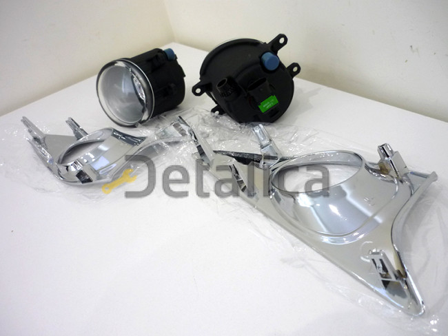 Фары противотуманнае комплект 2 шт с проводкой кнопкой и решетками бампера хром для Тойота Камри V50 от 2011 (Китай)
