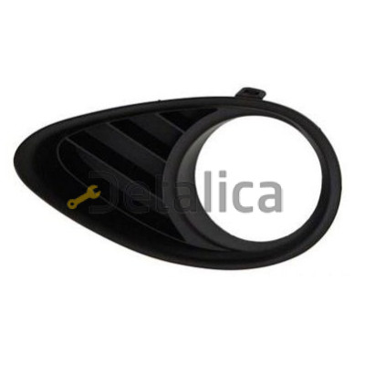 Решетка бампера передняя правая с отверстием под противотуманку для инфинити фх35 от 2008