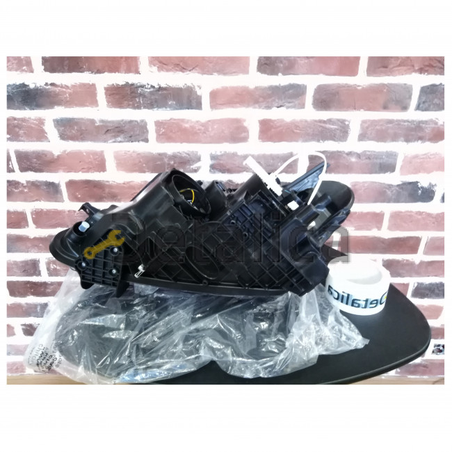 Фара правая линзованная для Ниссан Кашкай J10 рестайлинг