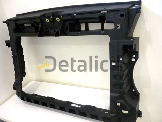 Рамка радиатора для Фольксваген Кадди от 2010 оригинал