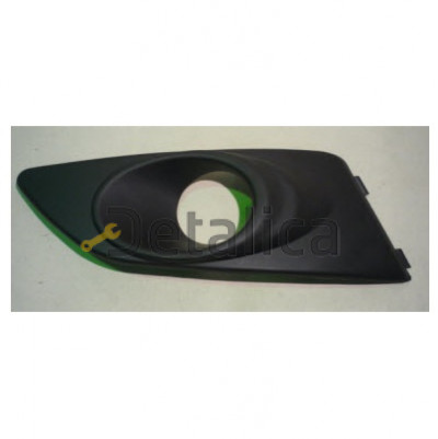 Решетка бампера передняя правая под противотуманку для Шевроле Авео Т300 китай