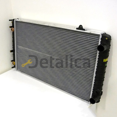 Радиатор охлаждения Audi A8 3.8-4.2 Termal обратка сверху