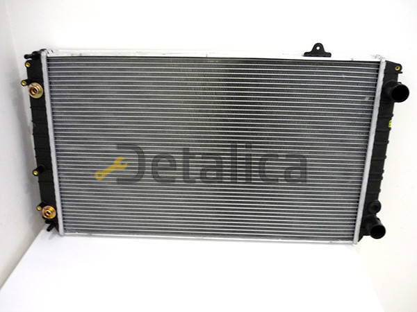 Радиатор охлаждения Audi A8 3.8-4.2 Termal обратка сверху