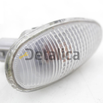 Повторитель поворота в крыло Митсубиси Аутлендер 2003-2007 Китай