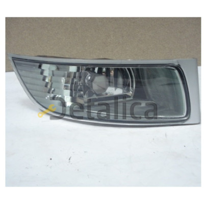 Фара противотуманная правая оригинал для лексус GX470 от 2002