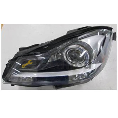 Фары тюнинг-комплект Мерседес W204 2010-2013 световые ободки и диоды