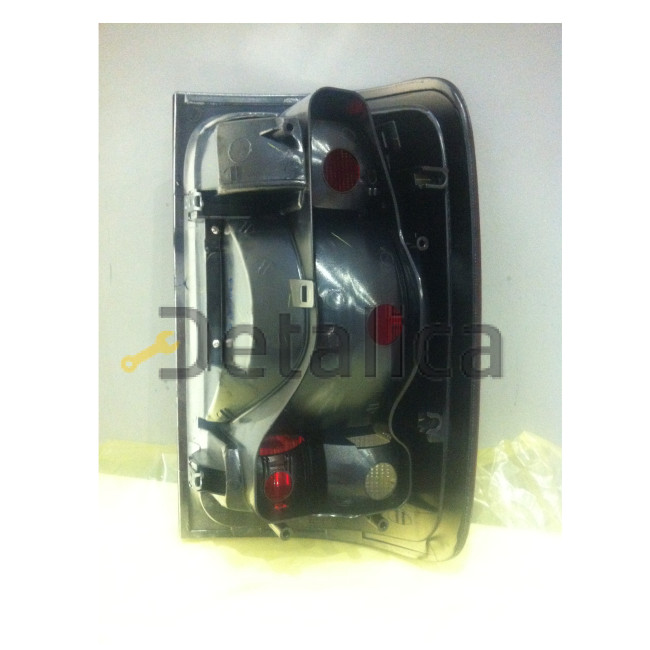 Фонарь задний внешний левый тонированный для Фольксваген Амарок  от 2013 Depo