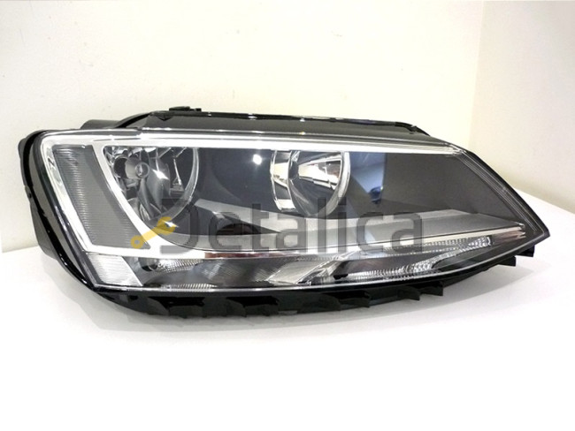 Фара правая с регулятором мотора внутри черная для Фольксваген Джетта 6 от 2011 (Depo)