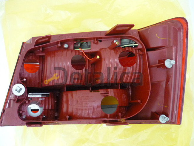 Фонарь задний левый с диодным стоп сигналом для Ауди А6 от 2004 - 2008 (Depo) седан