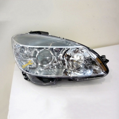 Фара правая для Мерседес W204 2007-2010 Depo