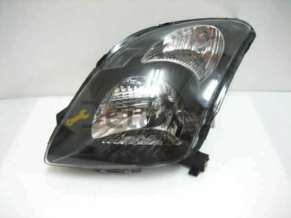 Фара левая для Сузуки Свифт внутри чёрная DEPO