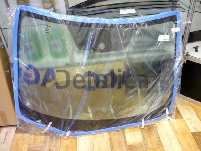 Лобовое стекло Ниссан Сентра B17 оригинал с датчиком