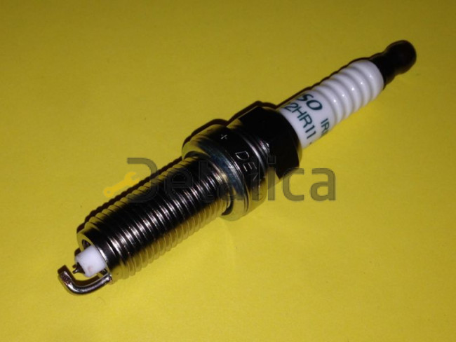 Свеча зажигания Ниссан