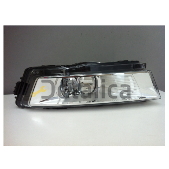 Противотуманная фара левая Шкода Рапид оригинал галоген хром