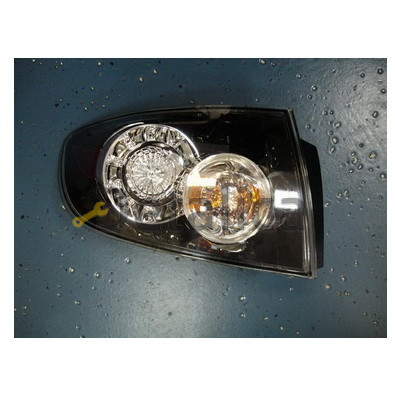 Фонарь задний внешний левый Мазда 3 седан 2004-2007 диоды