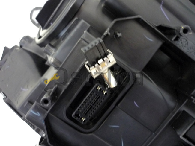 Фара левая ксенон для Мерседес W204 2007-2010 Депо