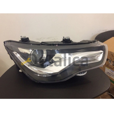 Фара правая с регулятором мотора ксенон D3S для Ауди А1 от 2010 (Depo) диодная
