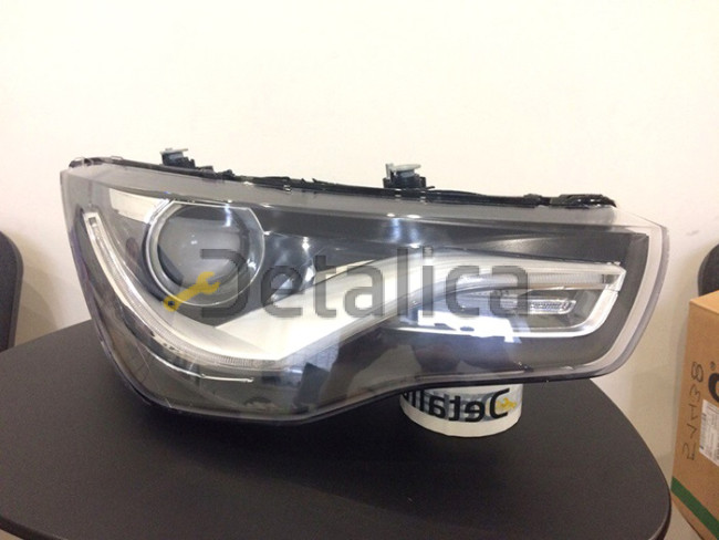 Фара правая с регулятором мотора ксенон D3S для Ауди А1 от 2010 (Depo) диодная