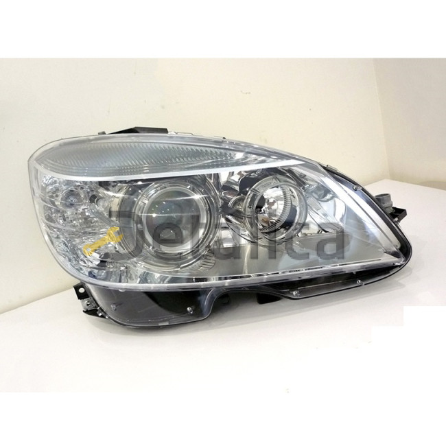 Фара правая ксенон для Мерседес W204 2007-2010 Депо