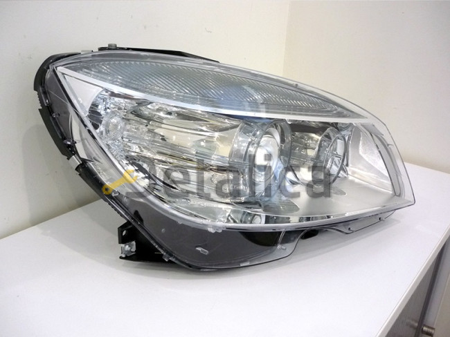 Фара правая ксенон для Мерседес W204 2007-2010 Депо