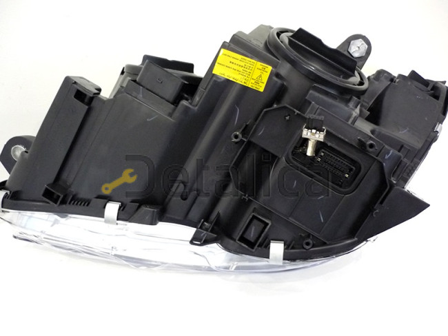 Фара правая ксенон для Мерседес W204 2007-2010 Депо