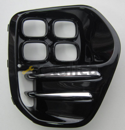 Решетка бампера перед прав с отв п/противотум, диод для Киа Sportage 4 поколение от 2016 (Китай)