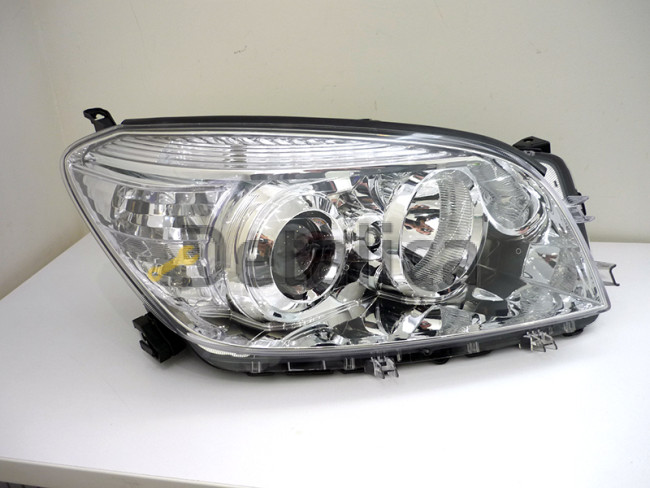 Фара правая 2.4 с регулятором мотора для Тойота Рав 4 2006-2007