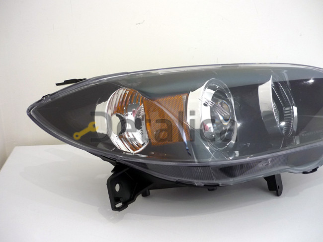 Фара правая для Мазда 3 БК седан 2003-2008 Депо