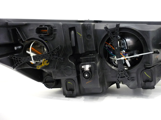 Фара левая для Ситроен С4 2010 депо