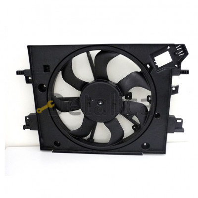 Диффузор вентилятор радиатора охлаждения Рено Дастер оригинал