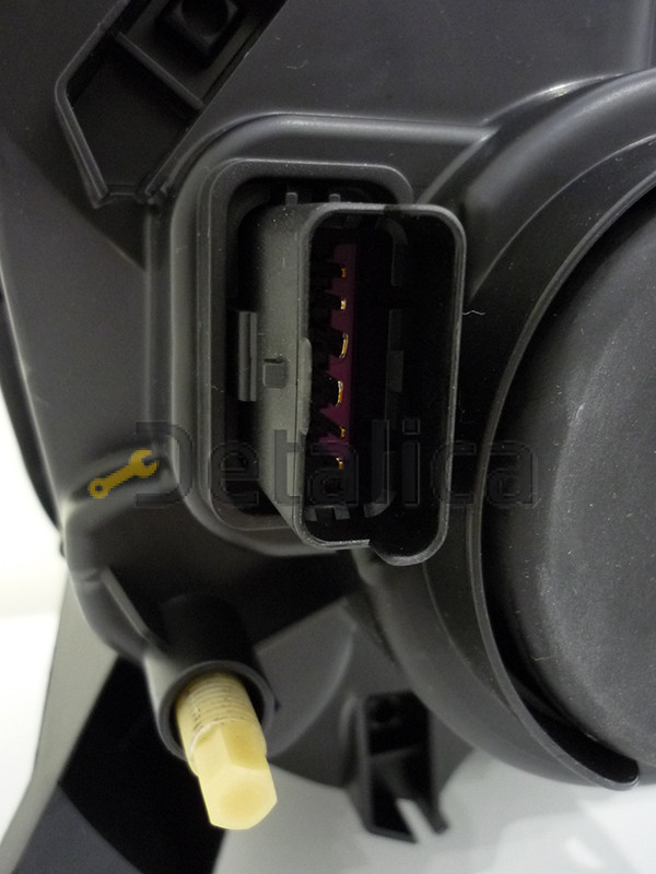 Фара правая для Рено Дастер 2015-2016 оригинал