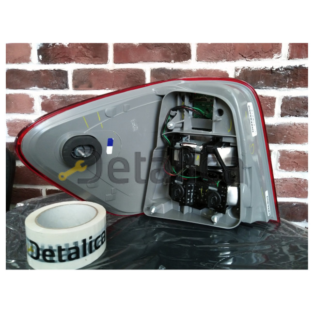 Фонарь задний правый для Мерседес W164 ML 2008-2011 рестайлинг диодный оригинал