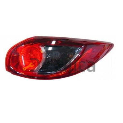 Фонарь задний внешний правый для мазда сх5 от 2012