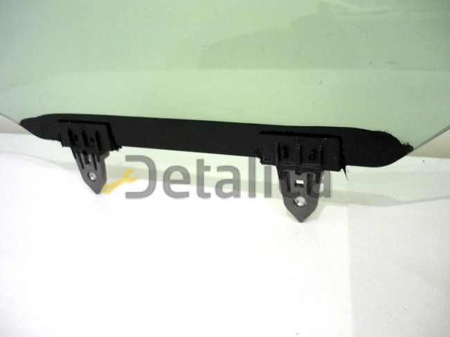 Стекло пассажирское двери переднее правое  для Ниссан Сентра В17