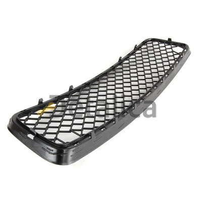 Решетка бампера передняя нижняя черная для BMW E70 X5 от 2007