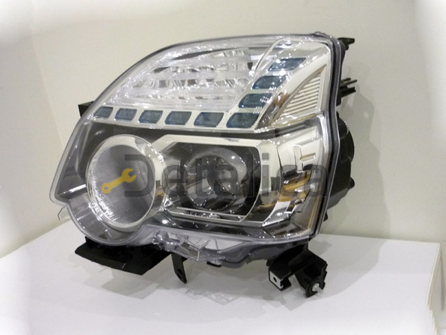 Фара левая для Ниссан Х-Трейл Т31 рестайл с линзой ксенон