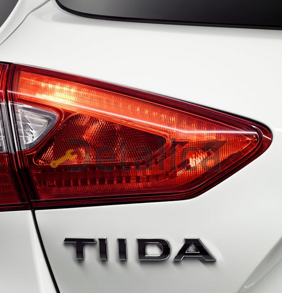 Фонарь задний внутренний левый для Ниссан Тиида С13