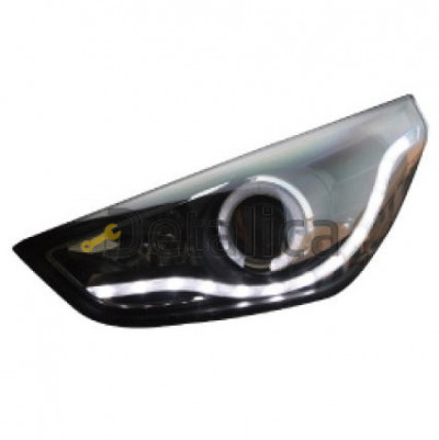 Фары комплект-тюнинг с светящимся ободком под корректор внутри черные для Хендай IX35 от 2010 от 2010 (EAGLE EYES)