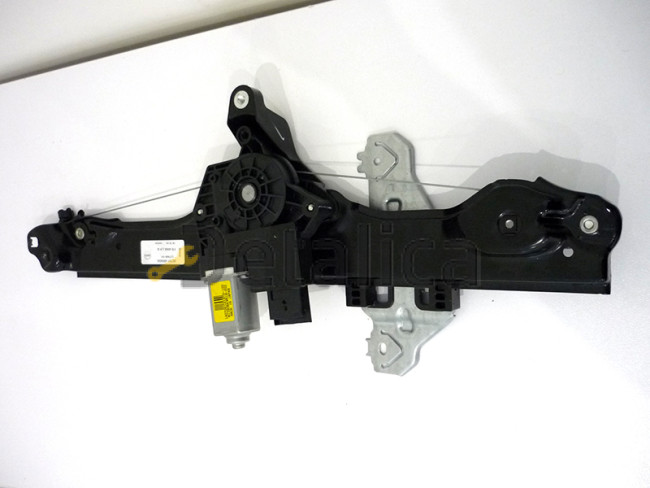 Электро-стеклоподъёмник передней левой двери Ниссан Сентра В17
