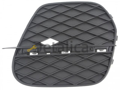 BMW X5 (35i) решетка бампера передн прав (Тайвань) 