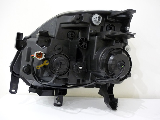 Фара правая для Ниссан Х-Трейл Т31 рестайл с линзой ксенон