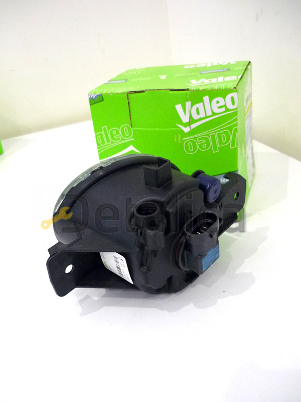 Фара противотуманная правая для Ниссан Х-Трейл Т32 Valeo