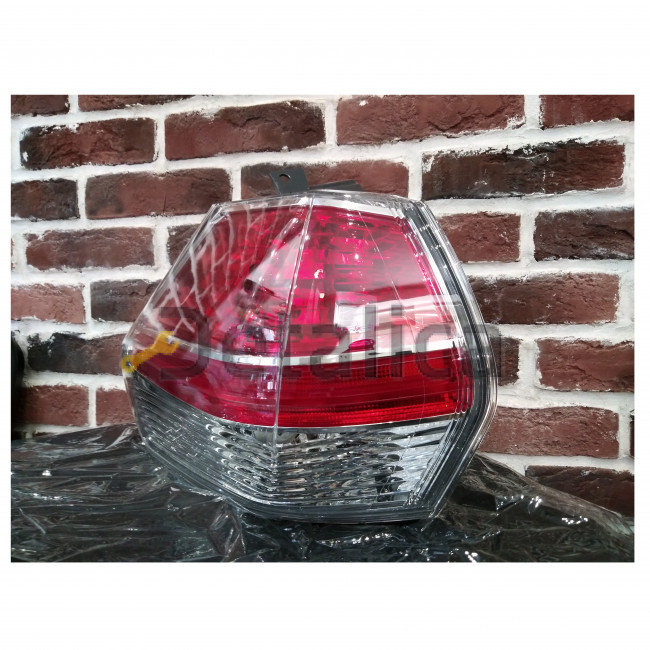Фонарь задний левый для Ниссан Х-Трейл Т32 оригинал ( корпус )
