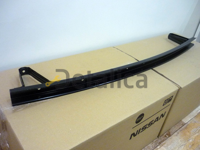 Усилитель бампера передний маленький для Ниссан Кашкай