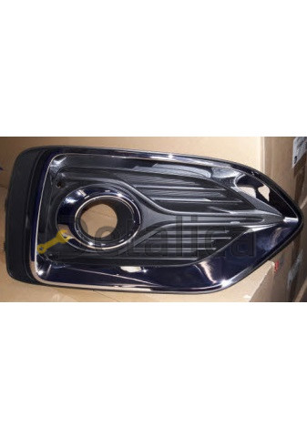 Решетка переднего бампера правая с отверстием под противотуман хром для Хендай Солярис от 2017 (Китай)